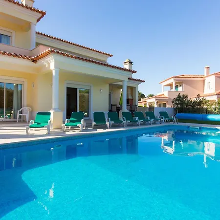 Villa Pluma Rosa Amoreira (Leiria)