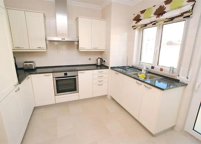 Pluma Rosa * Amoreira (Leiria)